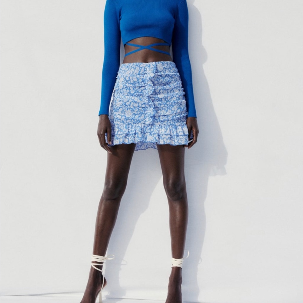 Zara skirt small size new with tags never worn